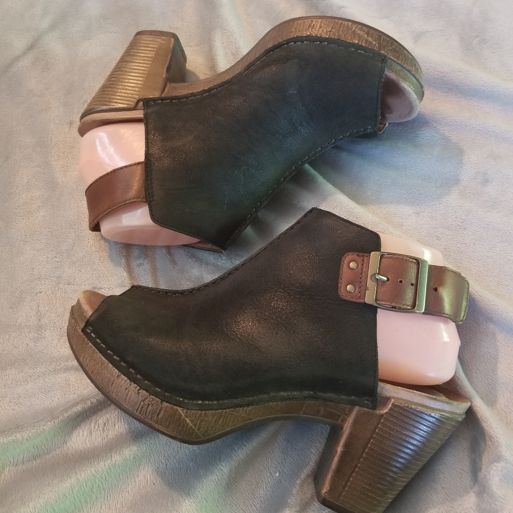 Dansko Reggie Sling back heels Sz 39 (US 9)